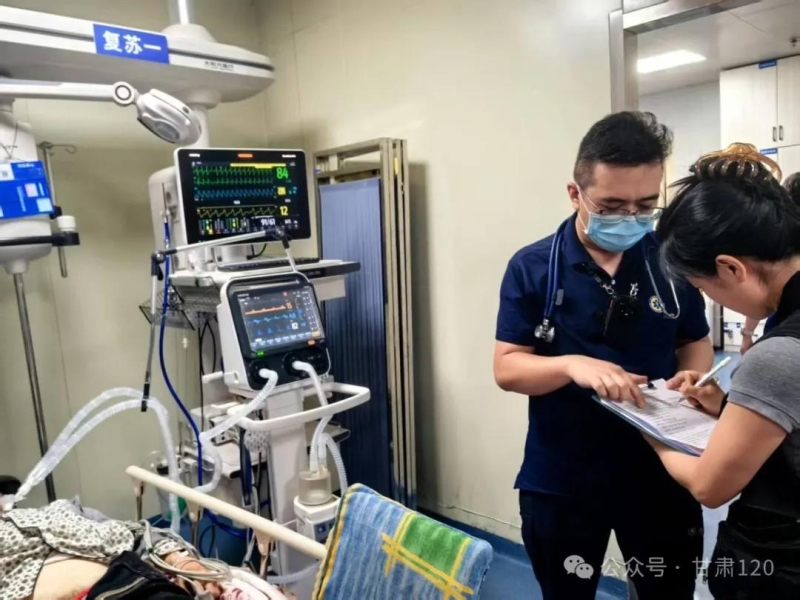 生死竞速!省紧急医疗救援中心成功抢救心脏骤停老人 生死竞速!省紧急医疗救援中心成功抢救心脏骤停老人