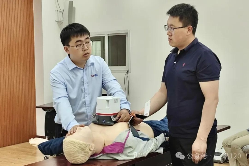 省紧急医疗救援中心开展车载设备专项培训 夯实院前急救能力基石 省紧急医疗救援中心开展车载设备专项培训 夯实院前急救能力基石