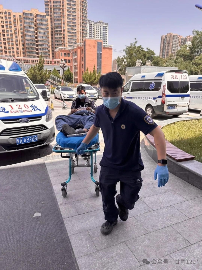 时间就是大脑!省120高效处置卒中患者 为后续治疗赢得时间 时间就是大脑!省120高效处置卒中患者 为后续治疗赢得时间