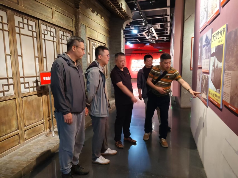 省紧急医疗救援中心赴兰州八路军办事处纪念馆开展“踏寻红色印记,砥砺奋进征程”主题党日活动 省紧急医疗救援中心赴兰州八路军办事处纪念馆开展“踏寻红色印记,砥砺奋进征程”主题党日活动