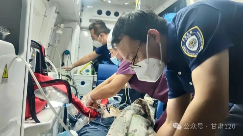 跨越山海的守护：一面锦旗背后的生命时速